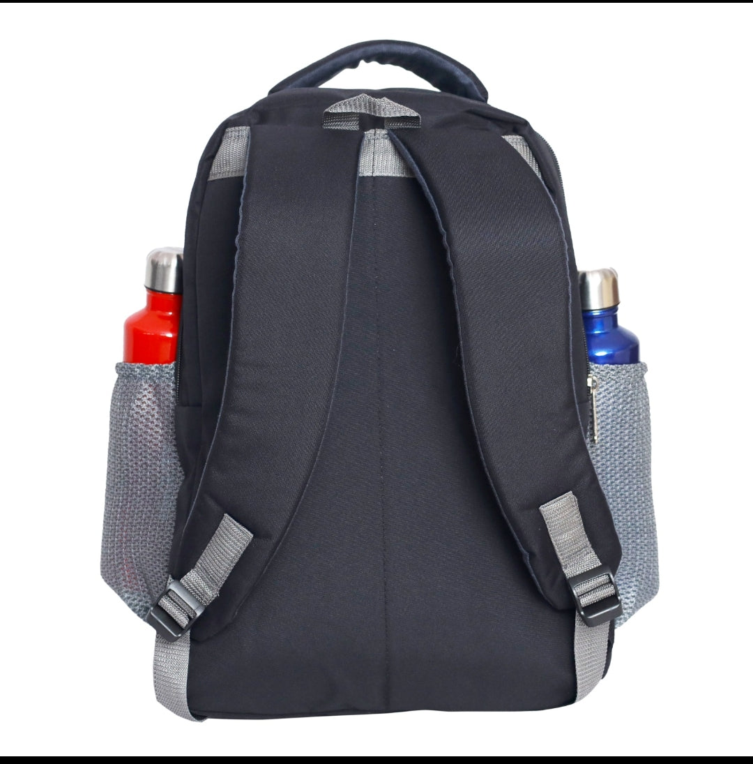 Back Pack suitable for all types of people for travelling purpose !